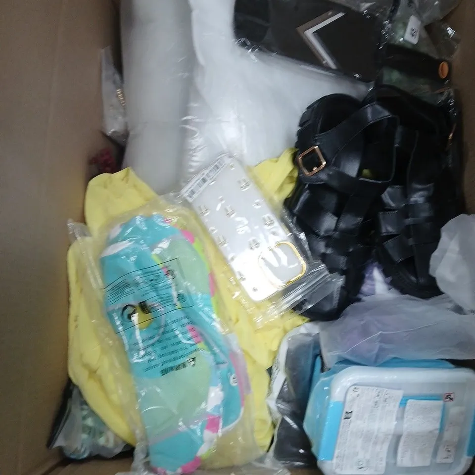 BOX OF APPROXIMATELY 15 ASSORTED ITEMS TO INCLUDE SHOES, PHONE CASE ETC.