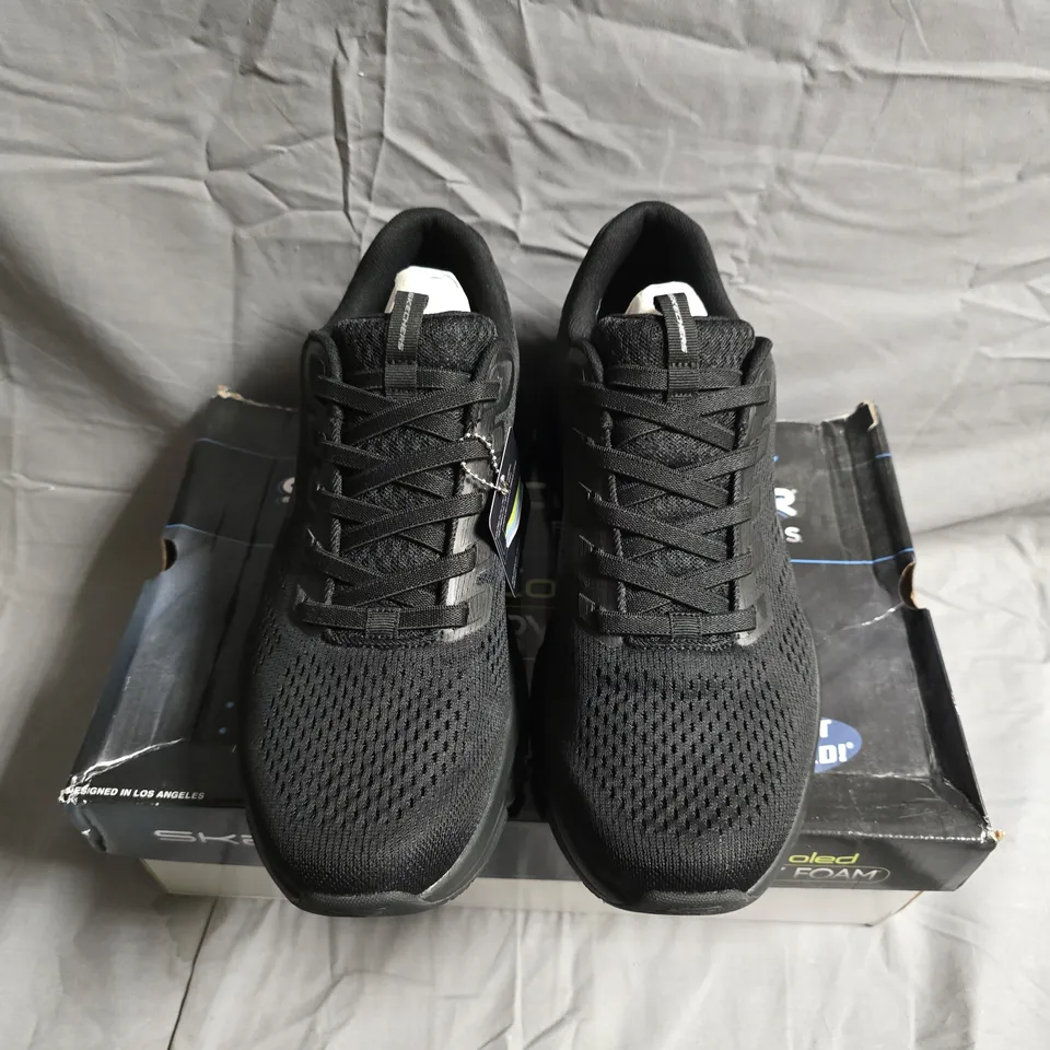 SKECH-AIR BY SKECHERS – BLACK MEMORY FOAM MESH SNEAKERS (PAIR, BOXED) - SIZE 10