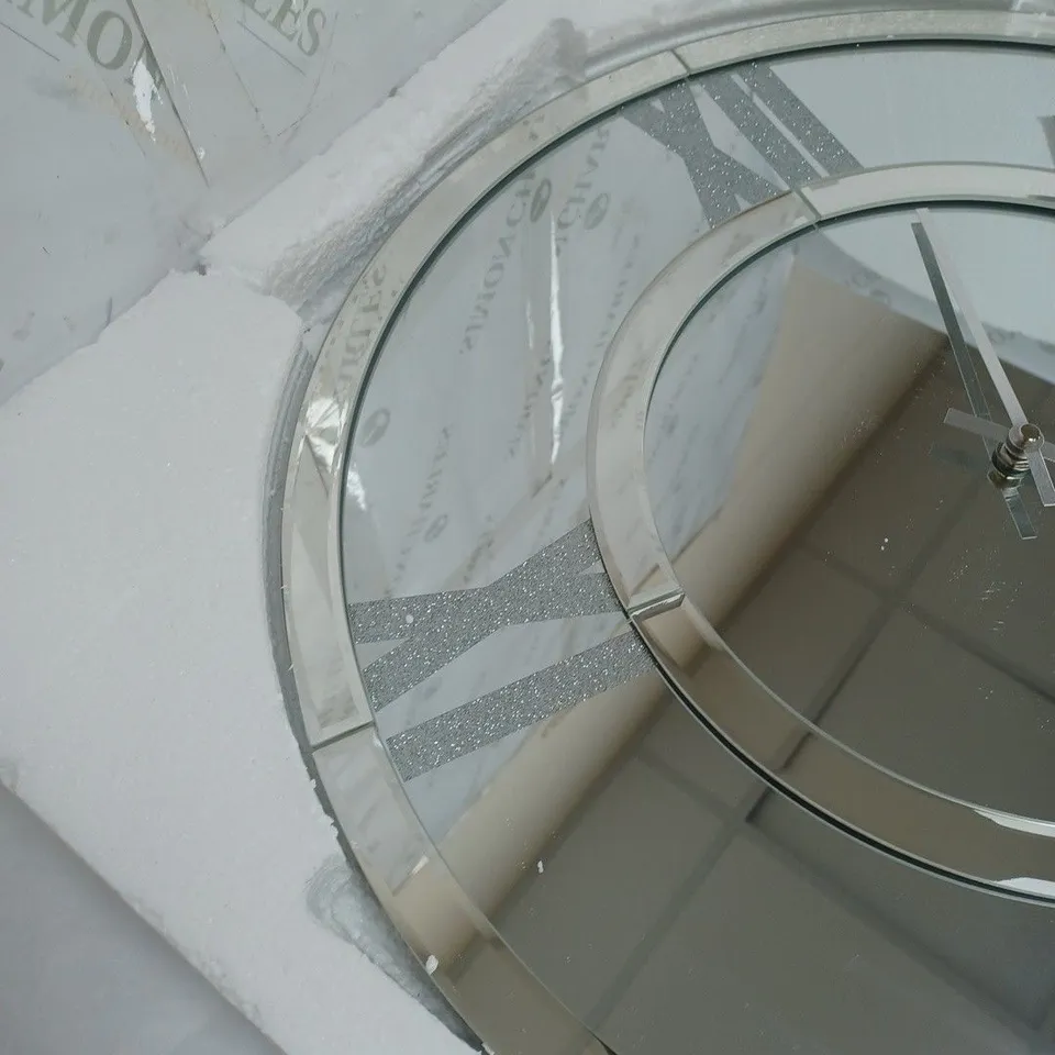 BOXED MIRRORED LARGE WALL CLOCK WITH GLITTERED NUMBERS DETAIL