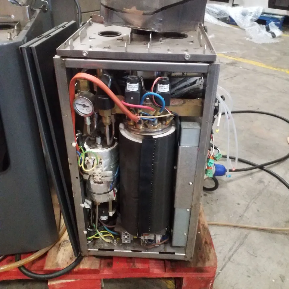 EGRO ONE COFFEE MACHINE 