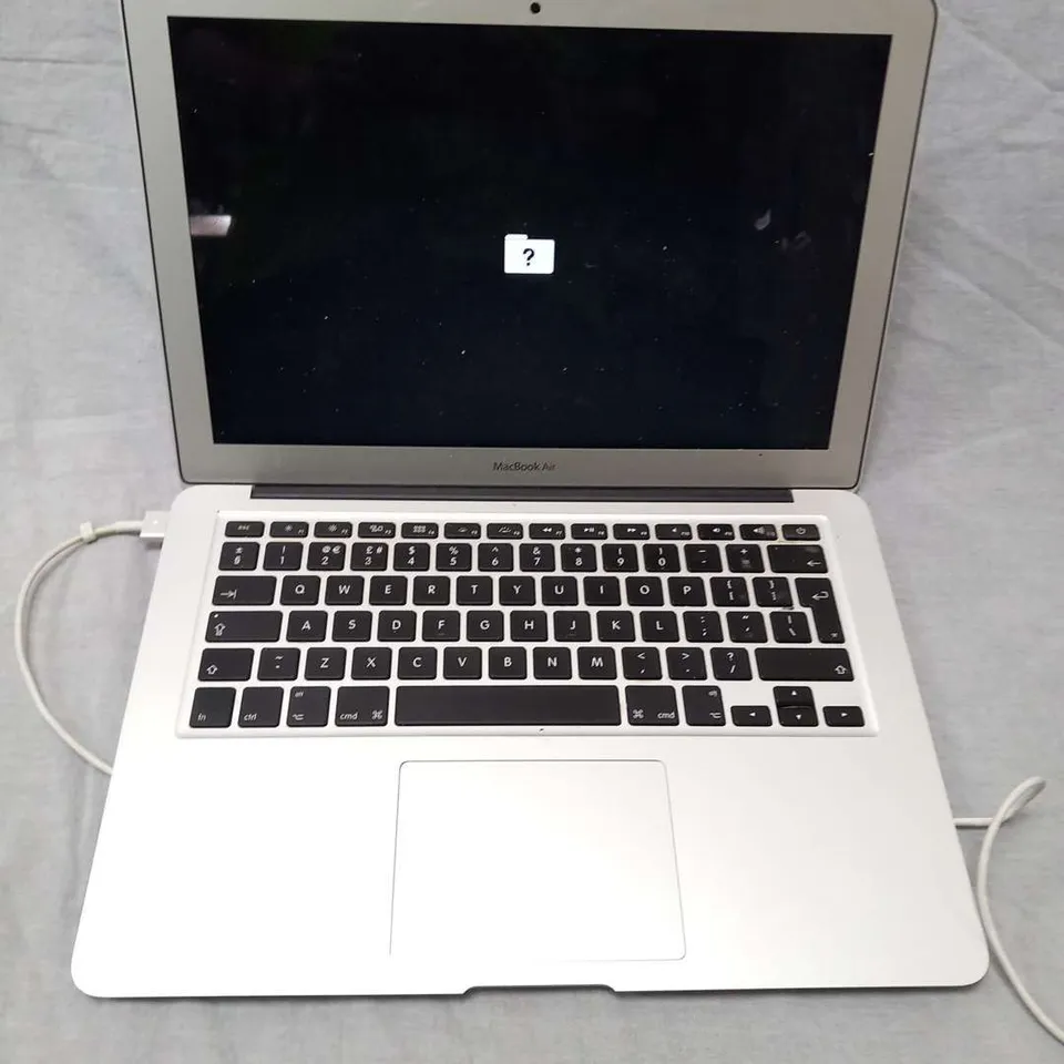 APPLE MACBOOK AIR 7 2,A1466 