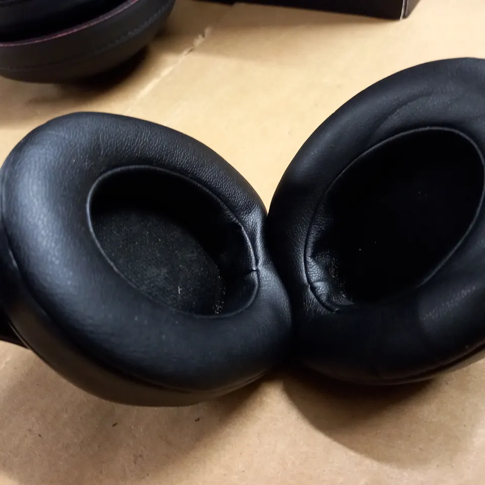 BEATS STUDIO 3 WIRELESS HEADPHONES - BLACK