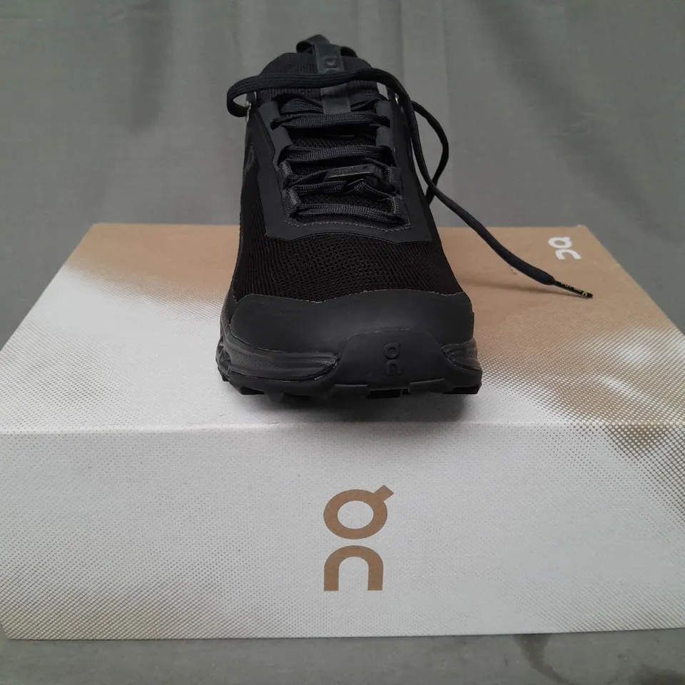 BOXED PAIR OF ON CLOUDULTRA 2 SHOES IN BLACK UK SIZE 5.5