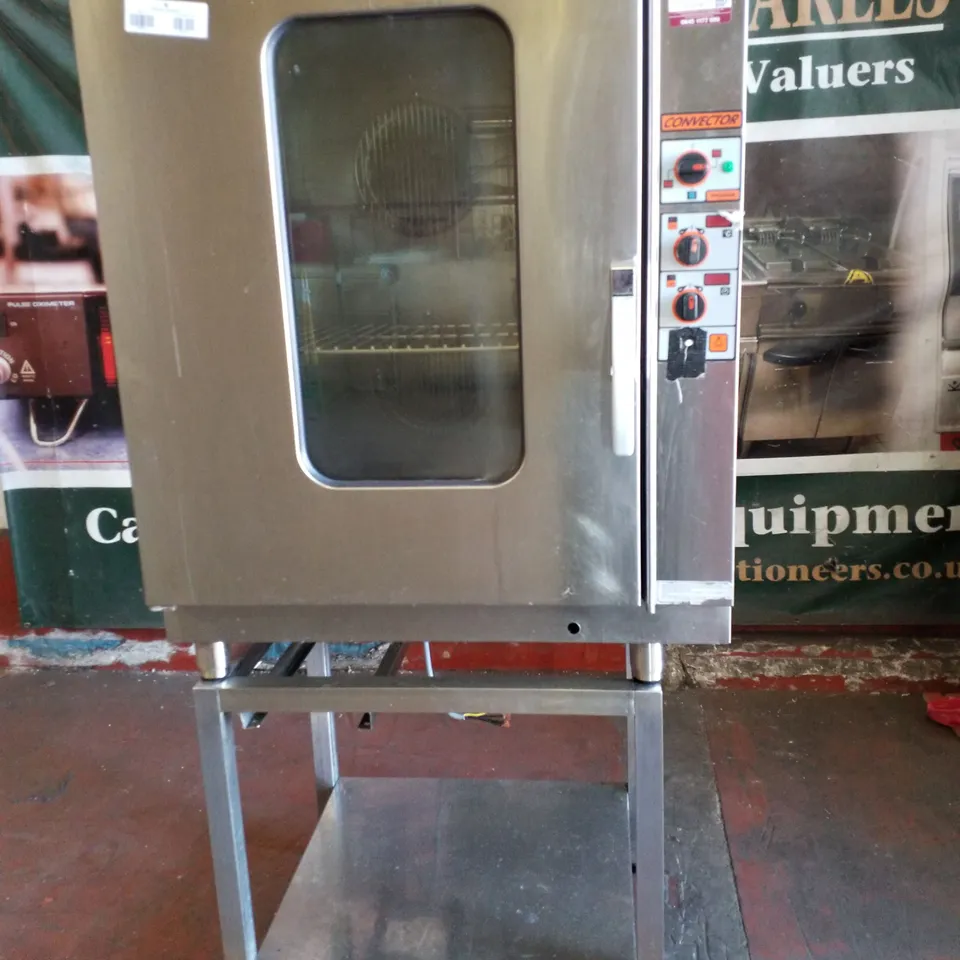 CONVECTOR 10 GRID ELECTRIC COMBI ON STAND
