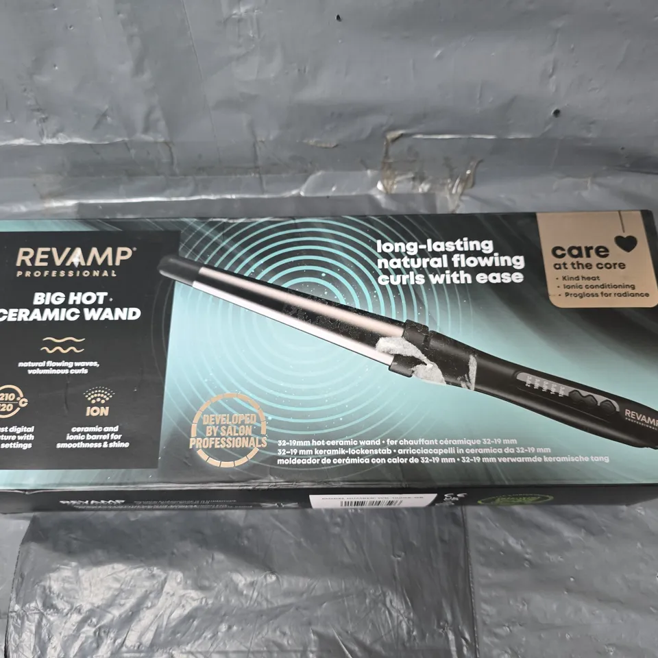 BOXED REVAMP PROFESSIONAL BIG HOT CERAMIC WAND 