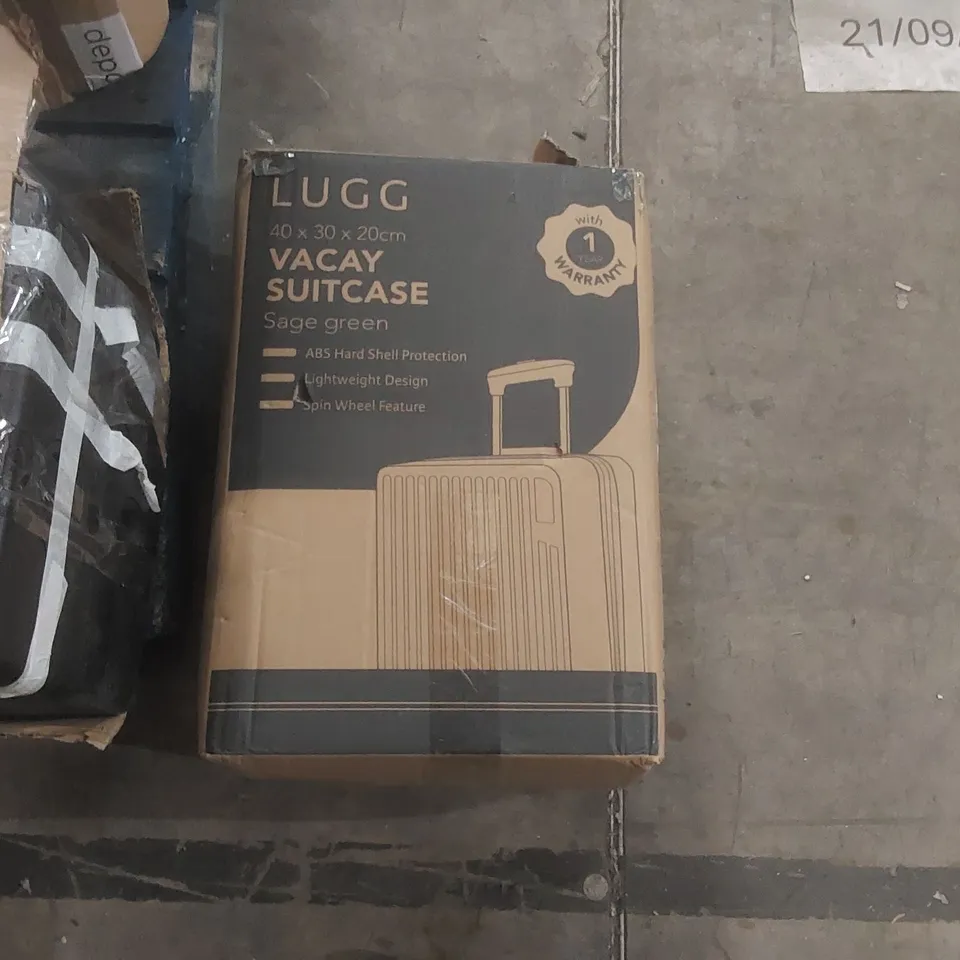BOXED LUGG TRAVEL SUITCASE