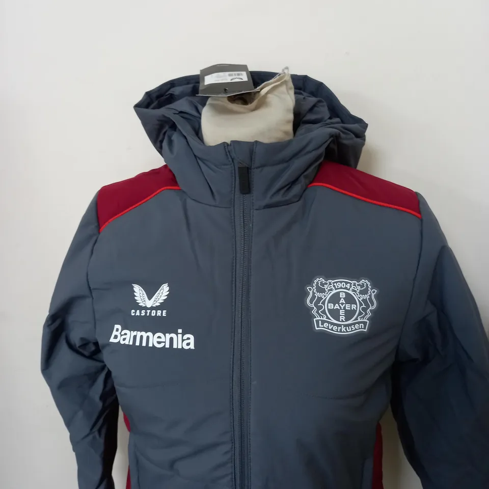 BAYER LEVERKUSEN CASTORE PLAYER BENCH JACKET SIZE JUNIOR M