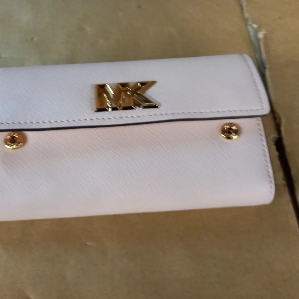 MICHAEL KORS PINK PURSE