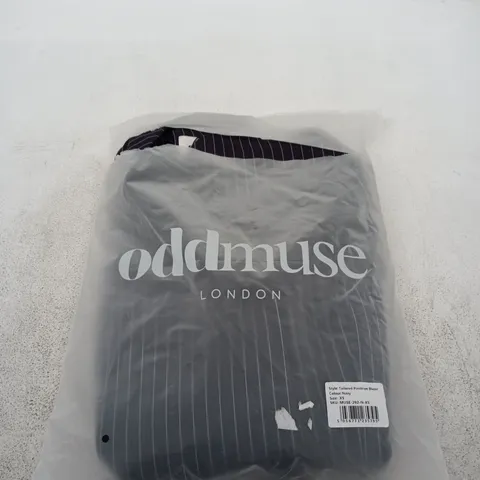 ODDMUSE LONDON TAILORED PINSTRIPE BLAZER – NAVY, XS