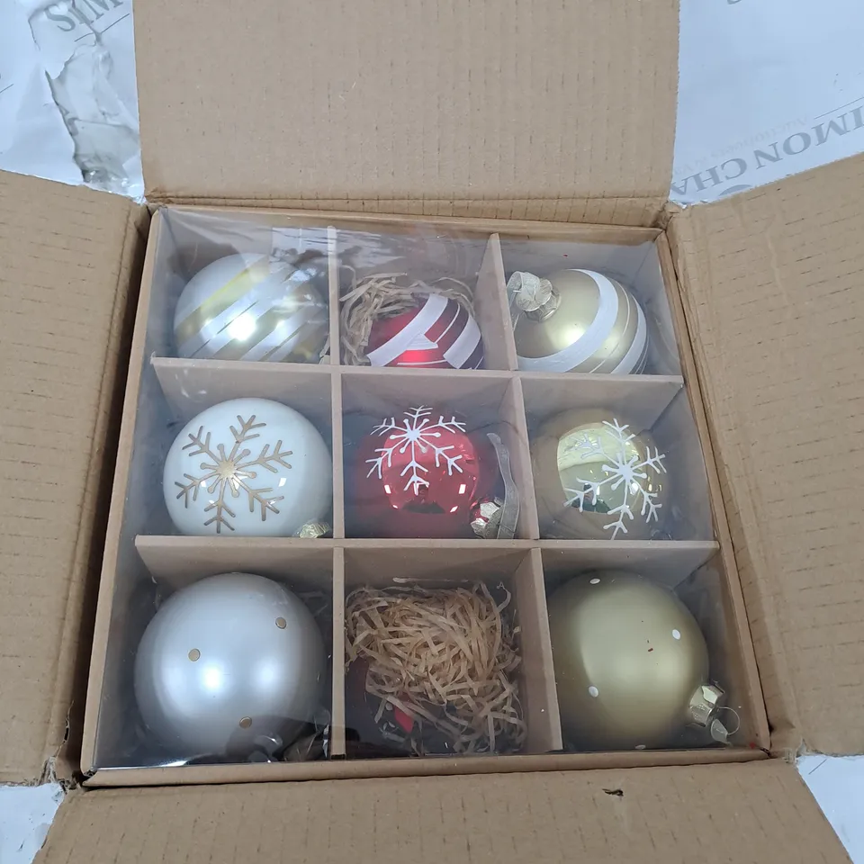 SET OF 9 GLASS LUXE CHRISTMAS TREE BAUBLES - RED/GOLD