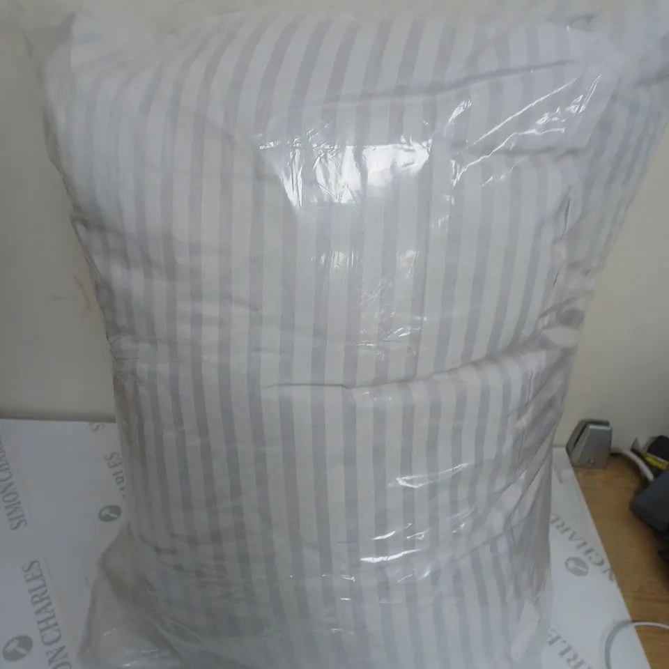 BAGGED 2 SETS OF CUSHIONS  