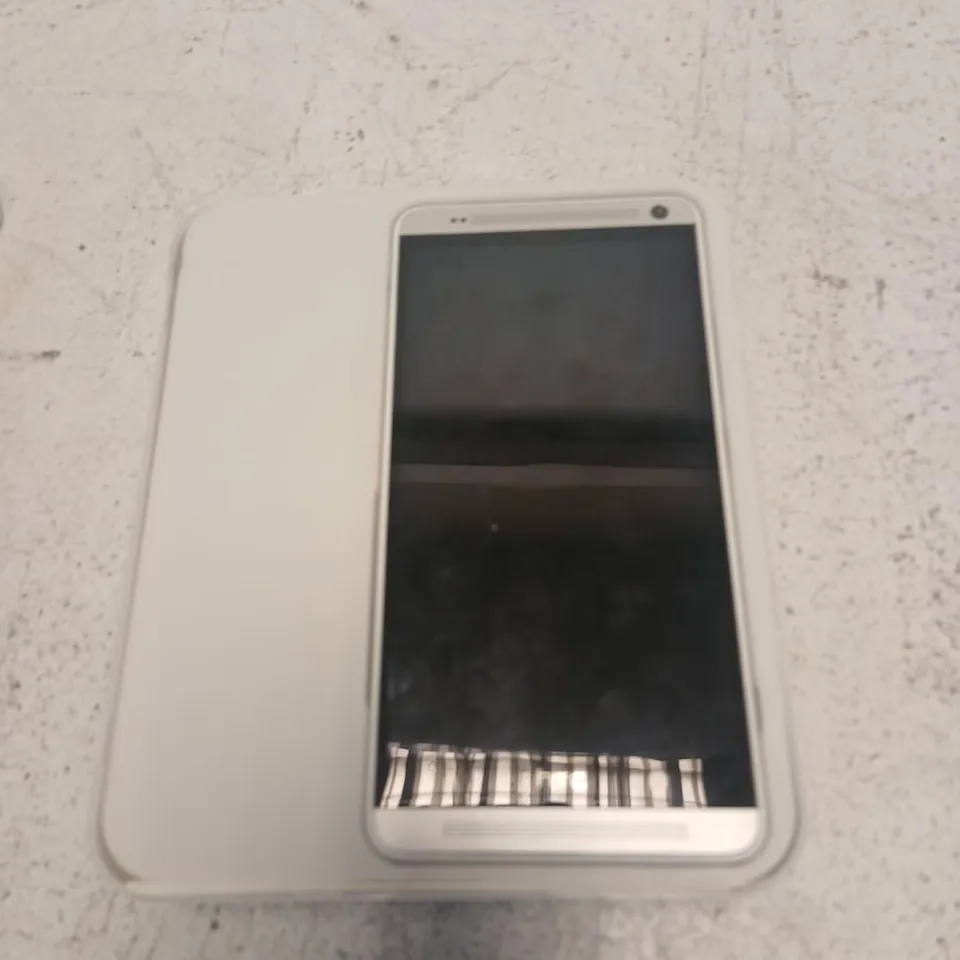 HTC ONE M8 SMARTPHONE – SILVER, BOXED