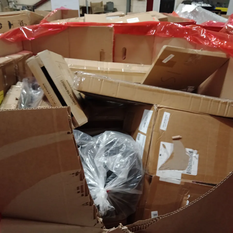 PALLET OF ASSORTED HOUSEHOLD GOODS AND PRODUCTS TO INCLUDE;LAUNDRY RACK,AREA RUG, AUTOMATIC CAT LITTER BOX