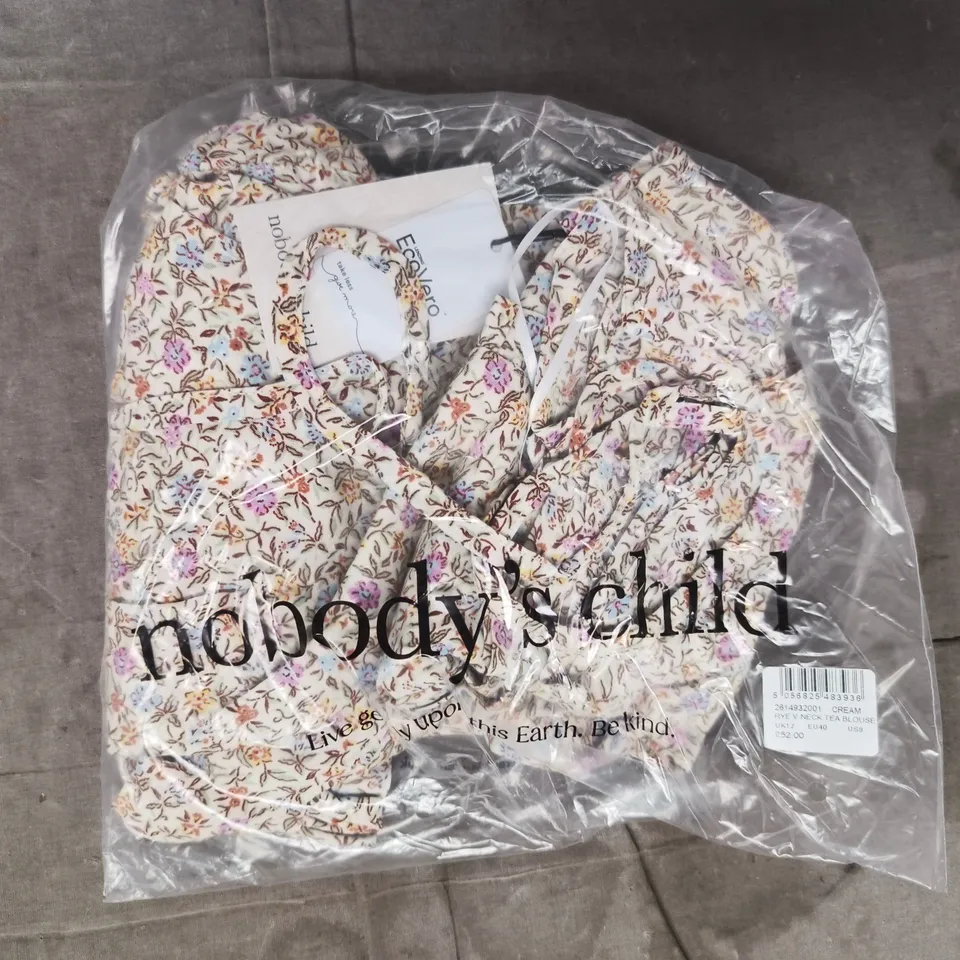 BAGGED NOBODY'S CHILD RYE V-NECK TEA BLOUSE IN CREAM SIZE UK 12