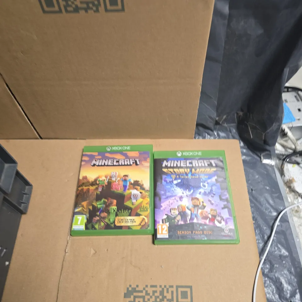 TOTE OF APPROXIMATELY 25 ASSORTED GAMES/DVDS TO INCLUDE: MINECRAFT XBOX ONE 
