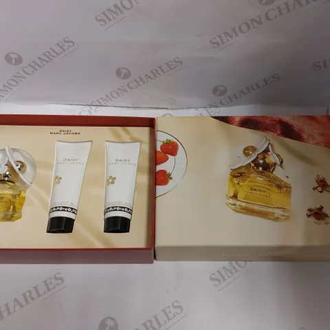 DAISY MARC JACOBS
