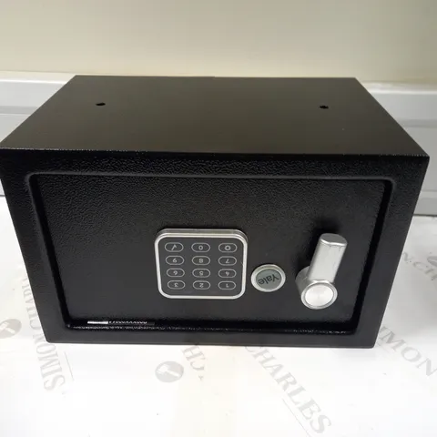 YALE SMALL ELECTRONIC SAFE 