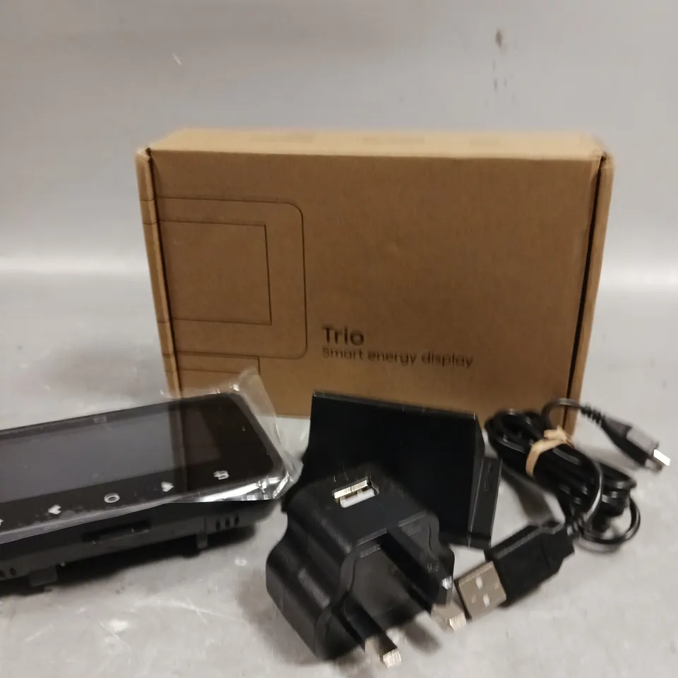 BOXED TRIO SMART ENERGY DISPLAY 