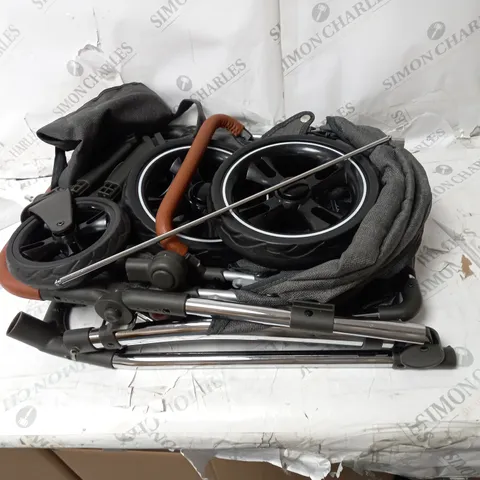 CELUNA TWIN DOLL PUSHCHAIR