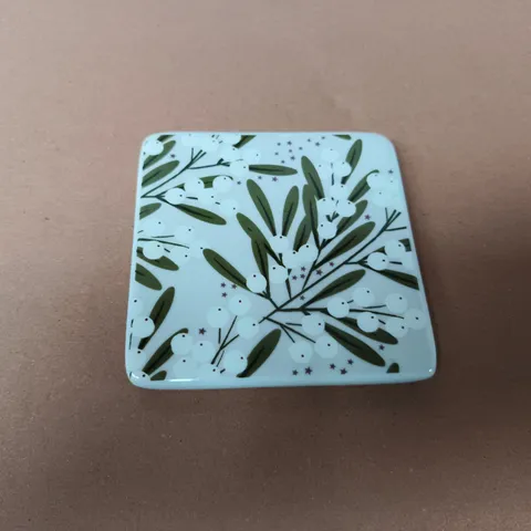 APPROXIMATELY 48 GISELA GRAHAM XMAS OLIVE BRANCH COASTERS