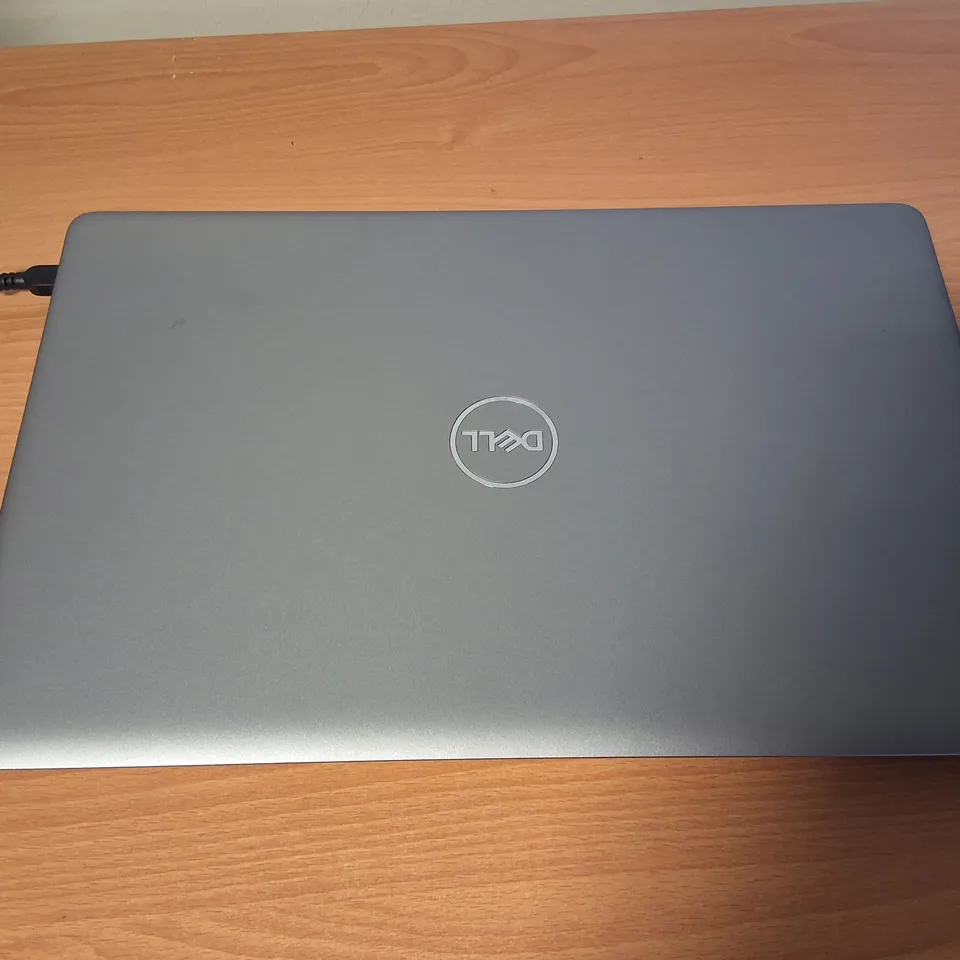 DELL LATITUDE 5550 INTEL VPRO ENTERPRISE LAPTOP IN SILVER