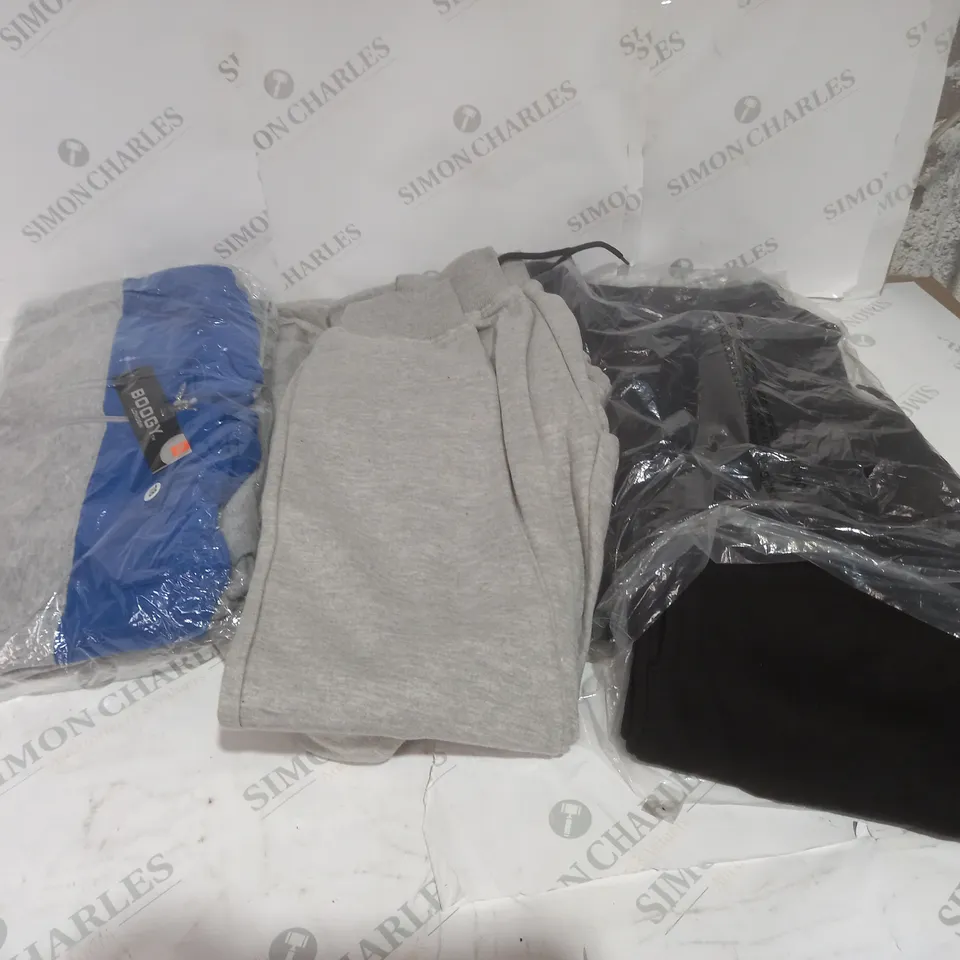 3 ASSORTED TRACKSUITS TO INCLUDE BOOGY