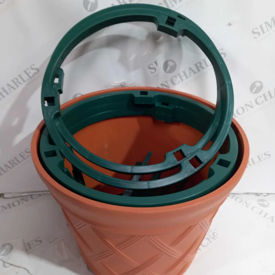 BOXED GROW POT TOWER 