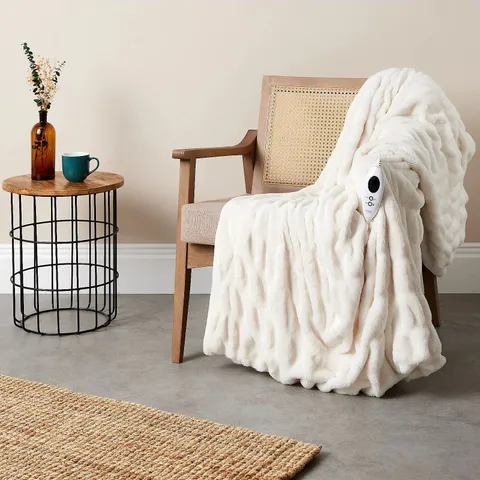 COZEE HOME LUXURY RUCHED FAUX FUR AND VELVETSOFT HEATED THROW TAUPE OMBRE
