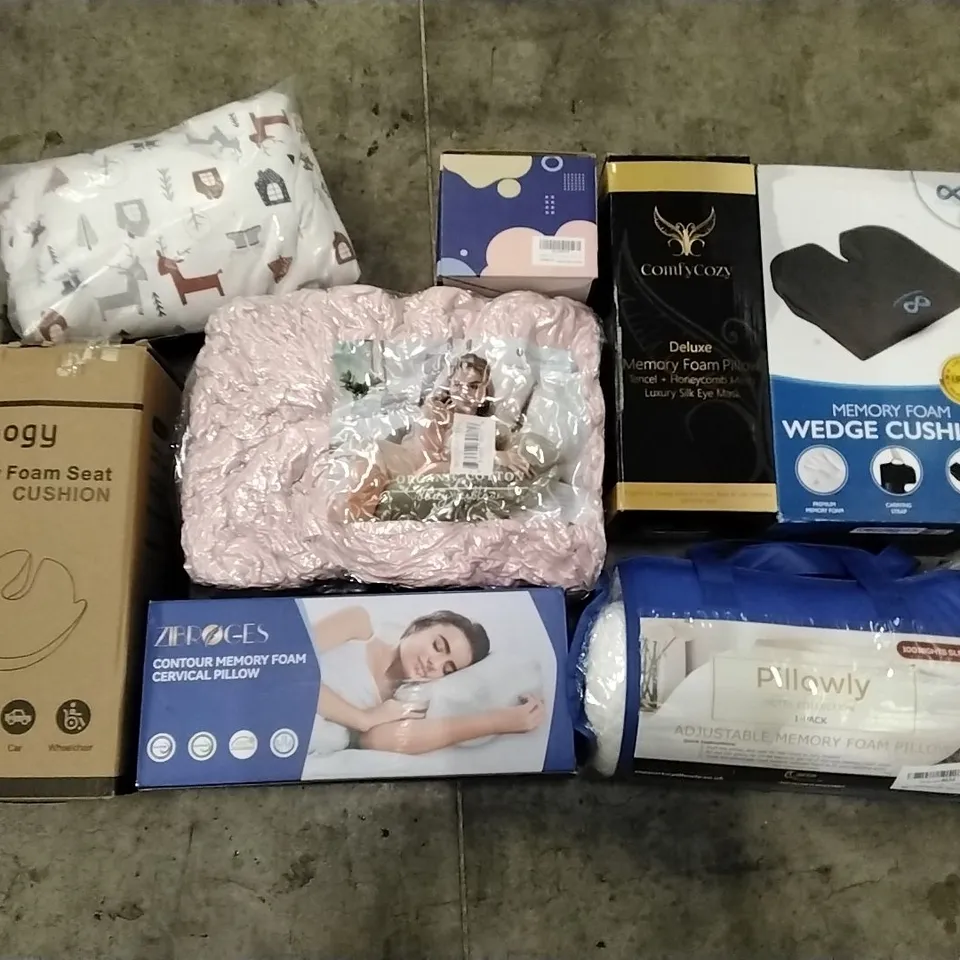 PALLET CONTAINING ASSORTED PILLOWS & CUSHIONS INCLUDING WEDGE CUSHION, ADJUSTABLE MEMORY FOAM PILLOW, CERVICAL PILLOW, MEMORY FOAM SEAT, BODY PILLOW, NECK PILLOW