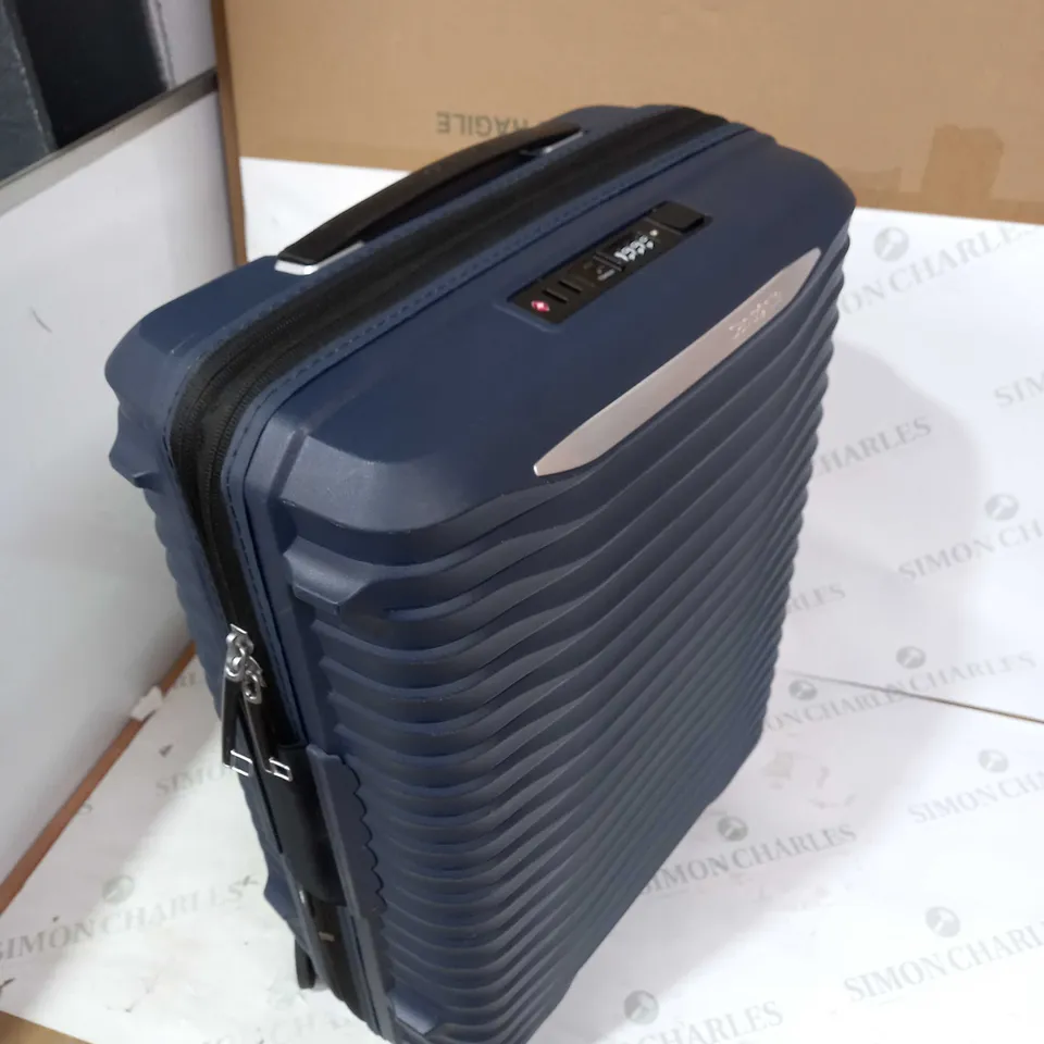 SAMSNITE SUITCASE