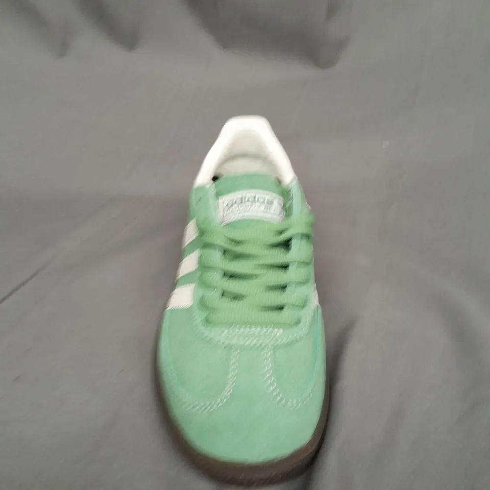 PAIR OF ADIDAS HANDBALL SPEZIAL TRAINERS SIZE4.5 UK