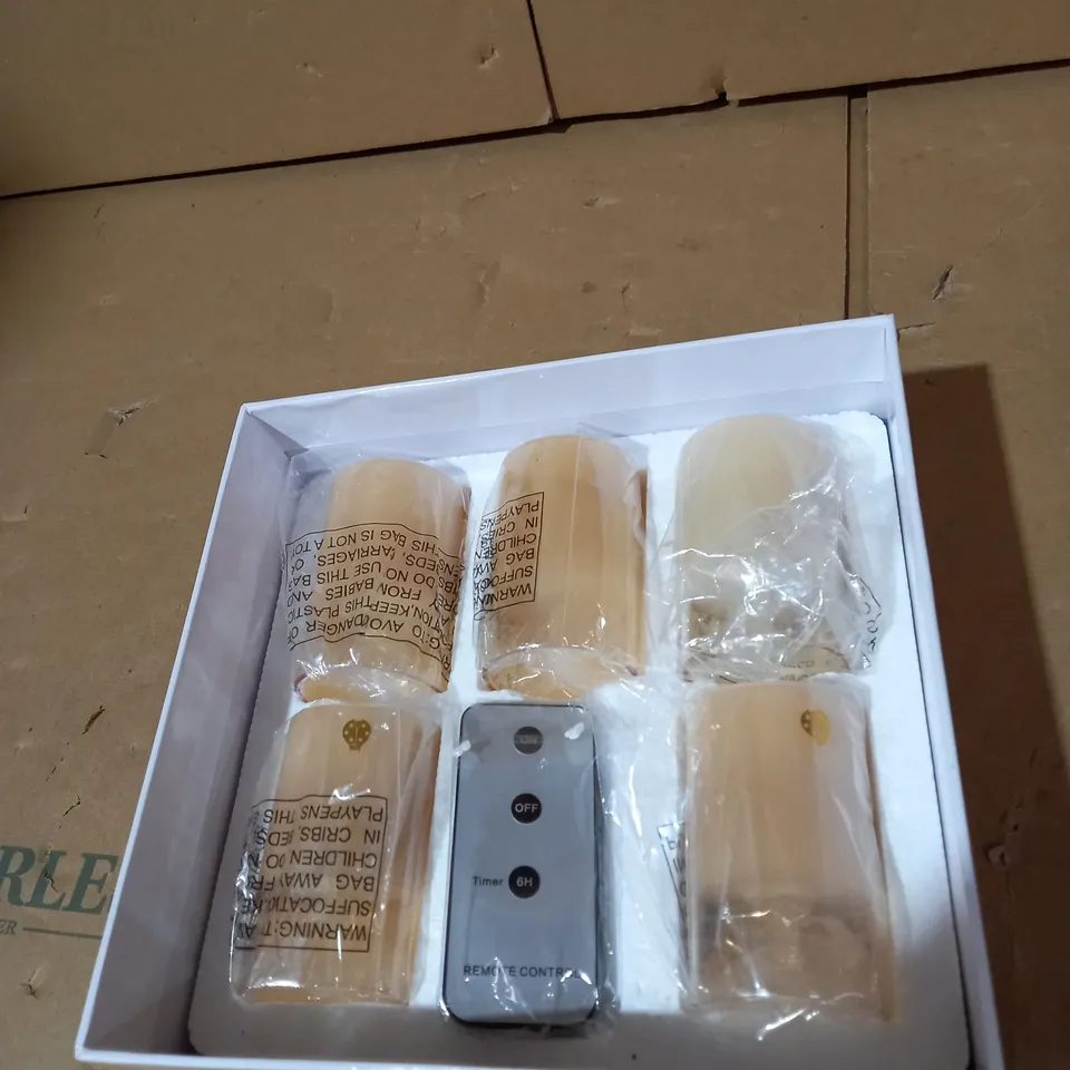 BUNDLE BERRY BY AMANDA HOLDEN GOLD FLAME CANDLE SET 