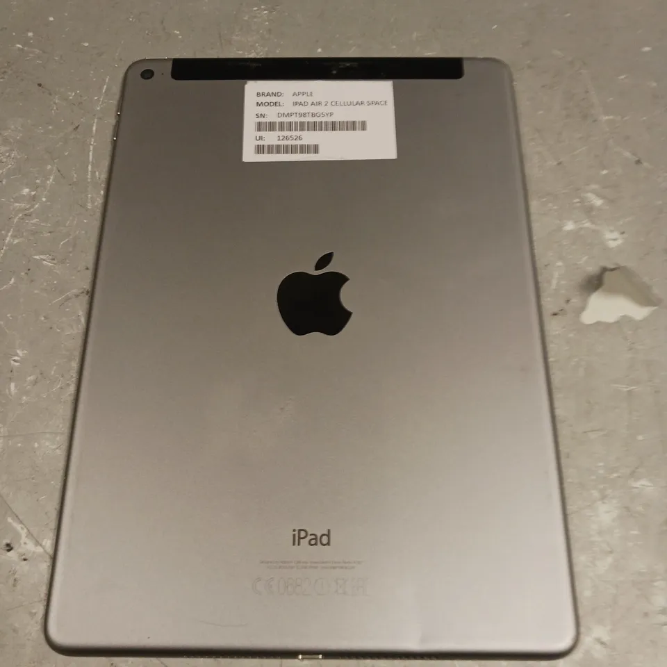 APPLE IPAD AIR 2 SPACE GREY CELLULAR - MODEL A1567