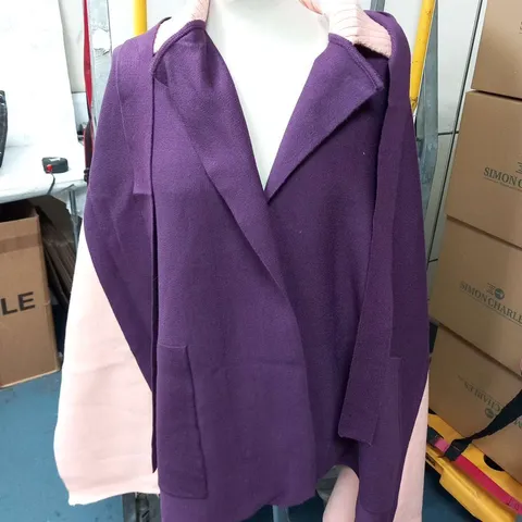 FOUR BAGGED BADGLEY MISCHKA COLLARED SHAWL