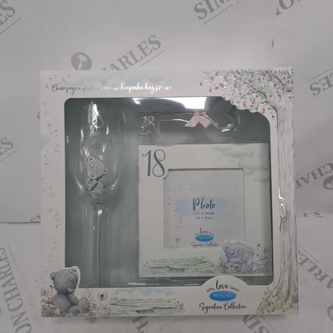 18TH MILESTONE BIRTHDAY GIFT SET