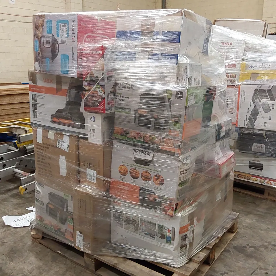 PALLET OF APPROXIMATELY 30 UNPROCESSED RAW RETURN HOUSEHOLD AND ELECTRICAL GOODS TO INCLUDE;