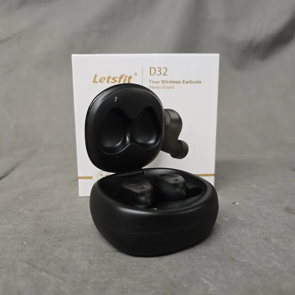 BOXED LETSFIT D32 TRUE WIRELESS EARBUDS IN BLACK