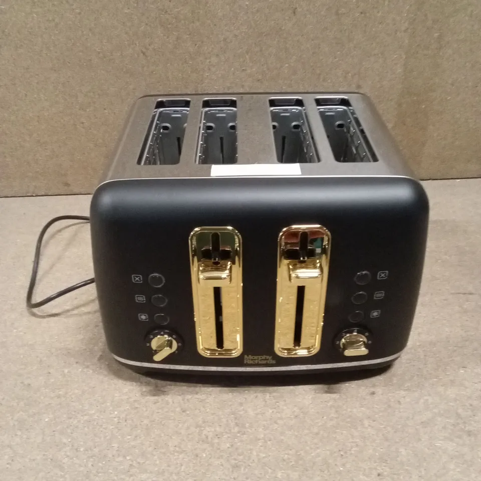 BOXED MORPHY RICHARDS 4-SLICE TOASTER - ACCENTS BLACK
