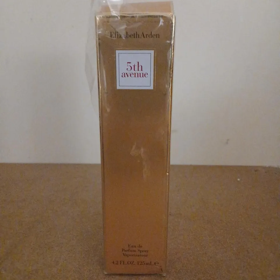 BOXED ELIZABETH ARDEN 5TH AVENUE EAU DE PARFUM 125ML