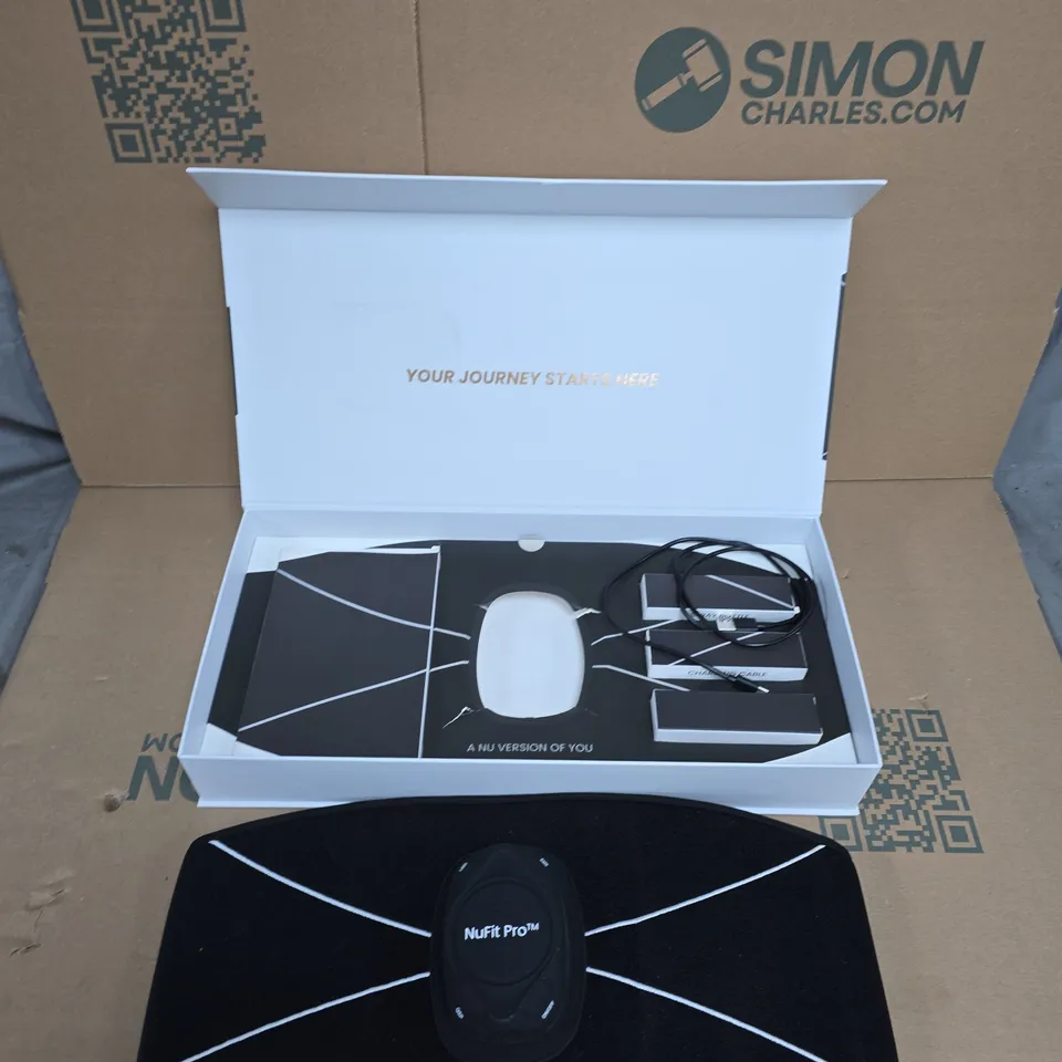 LUNA'MOUR NUFIT PRO EMS & LED THERAPY DEVICE – A NU VERSION OF YOU 