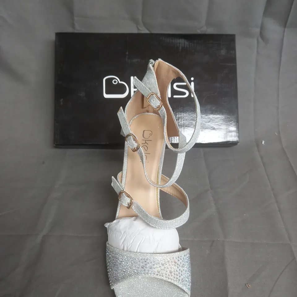 BOXED PAIR OF KELSI SILVER STRAP HEEL OPEN TOE SIZE 41