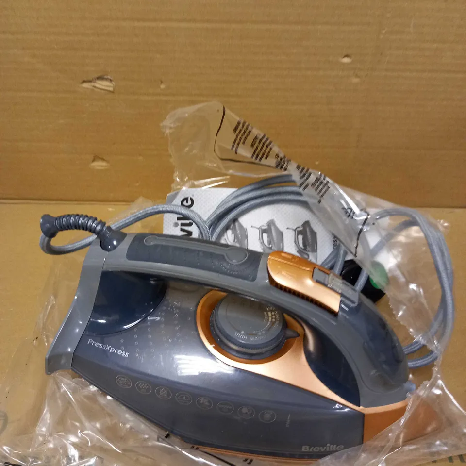 BREVILLE VIN407 PRESSXPRESS STEAM IRON