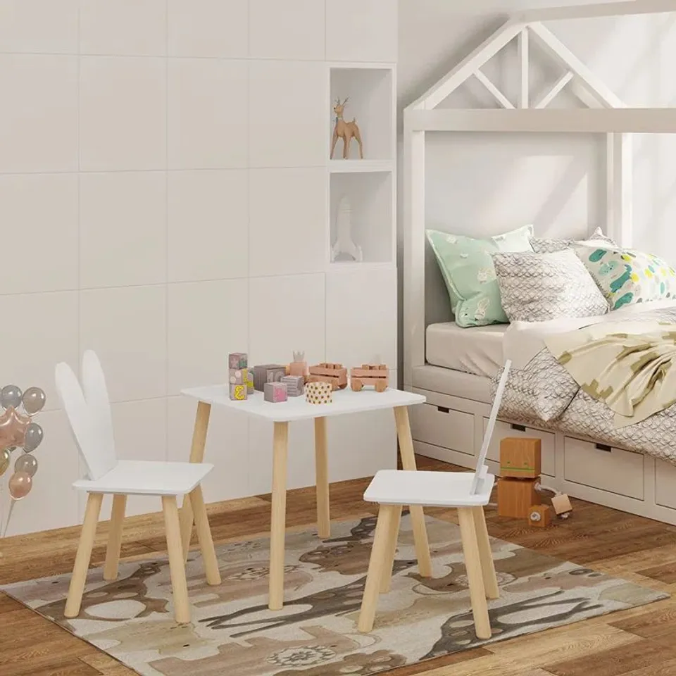 BOXED SWEN KIDS 3 PIECE SQUARE AND CHAIR SET