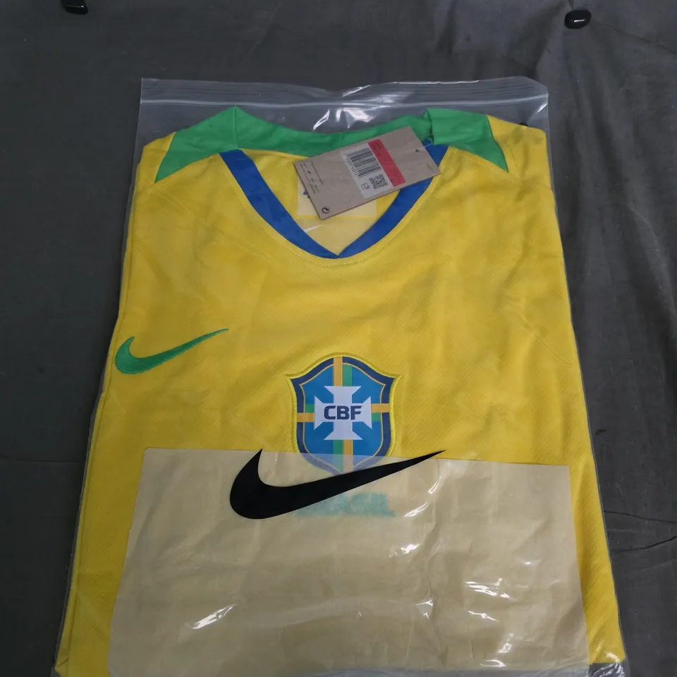 BAGGED BRAZIL NATIONAL FOOTBALL TEAM JERSEY – SIZE LARGE 
