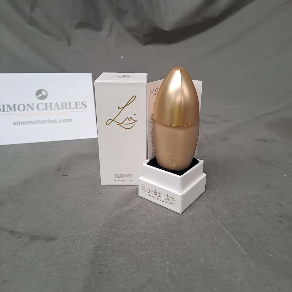 LISA ELDRIDGE SEAMLESS SKIN FOUNDATION SHADE 13 30ML