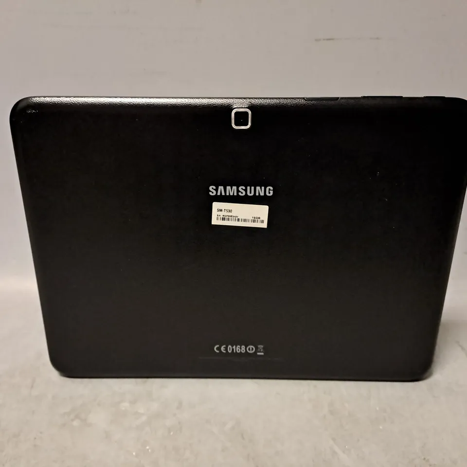 SAMSUNG SM-T530 TABLET