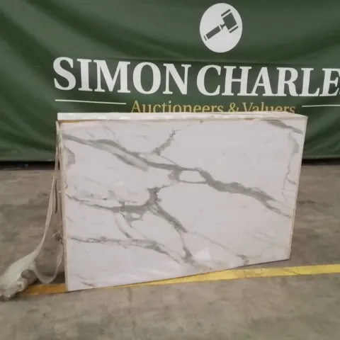 LARGE MARBLE EFFECT PLINTH 