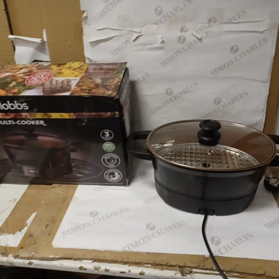 RUSSELL HOBBS GOOD-TO-GO MULTICOOKER
