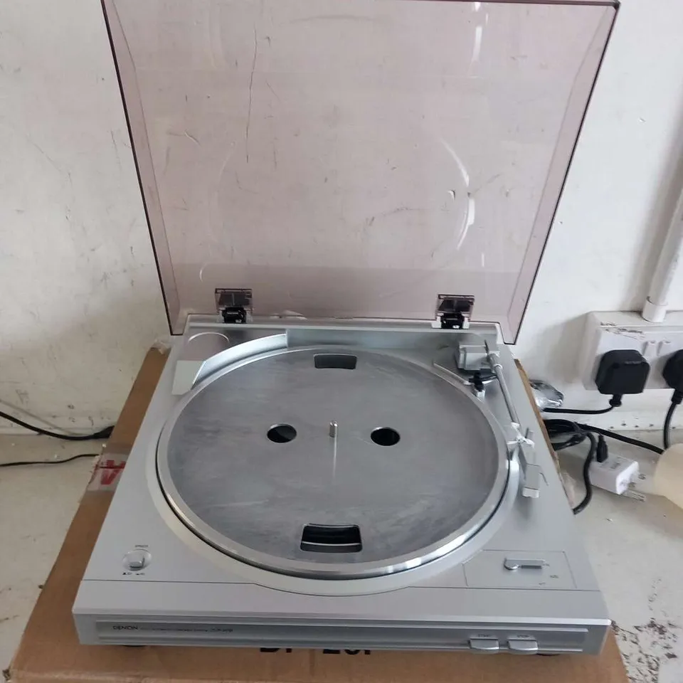 DENON DP29F SILVER FULLY AUTOMATIC TURNTABLE