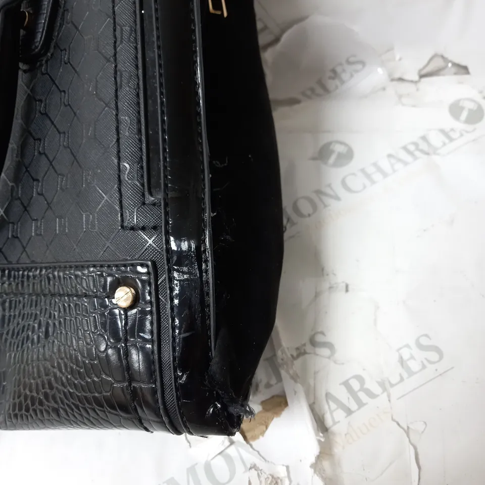 BRANDED BOXY TOTE BLACK RRP £48